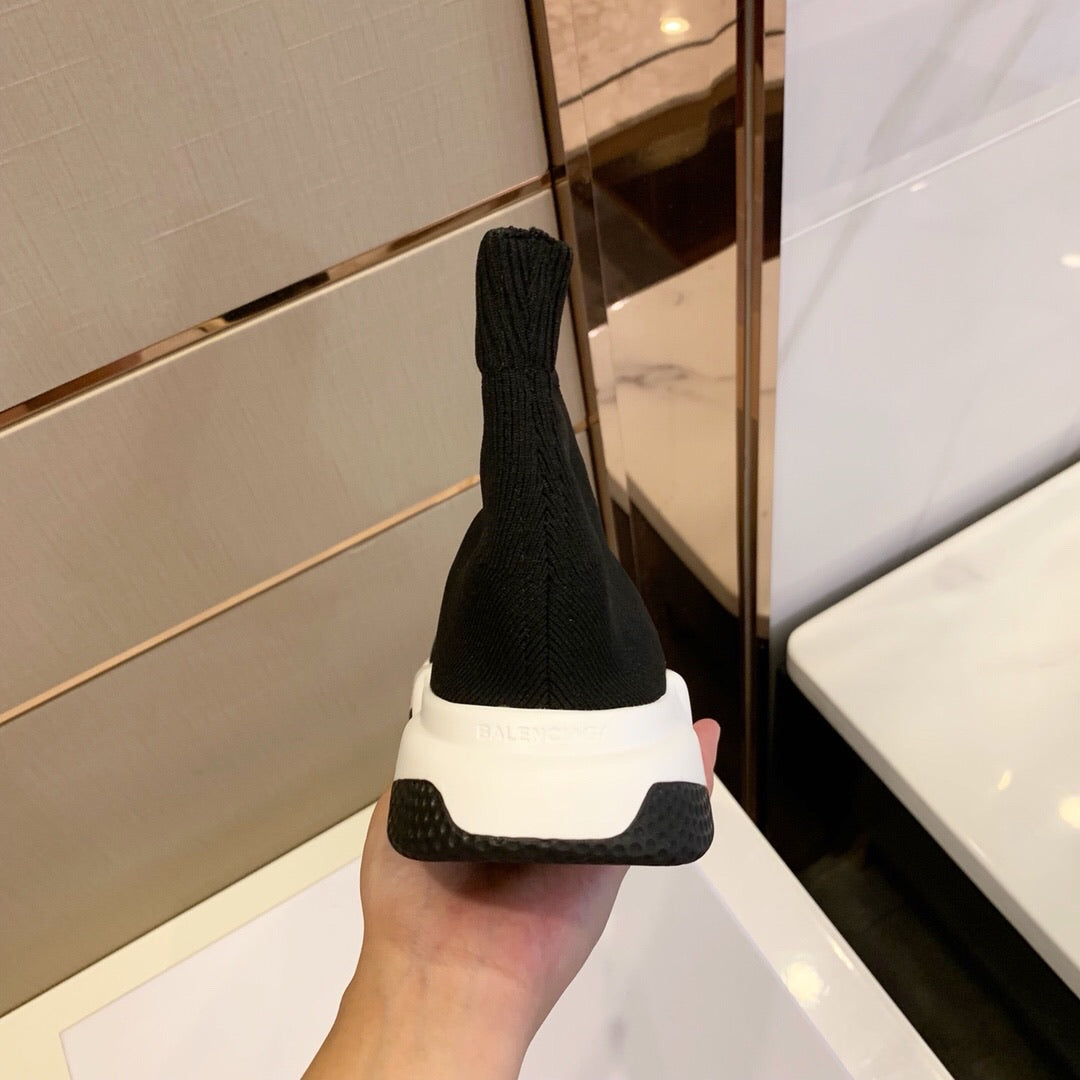 Speed Trainer Black White