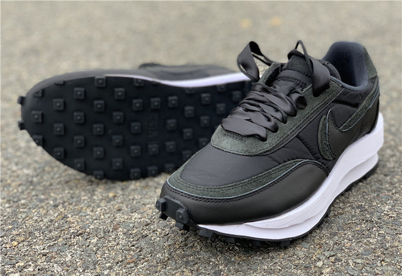 LD Waffle Sacai Black Nylon