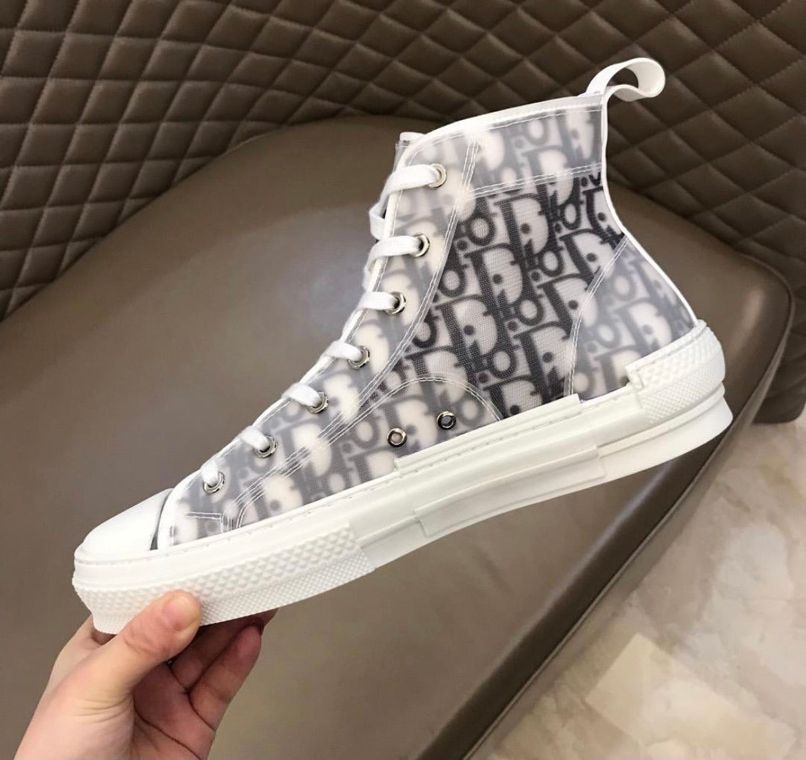 B23 High Top Logo Oblique