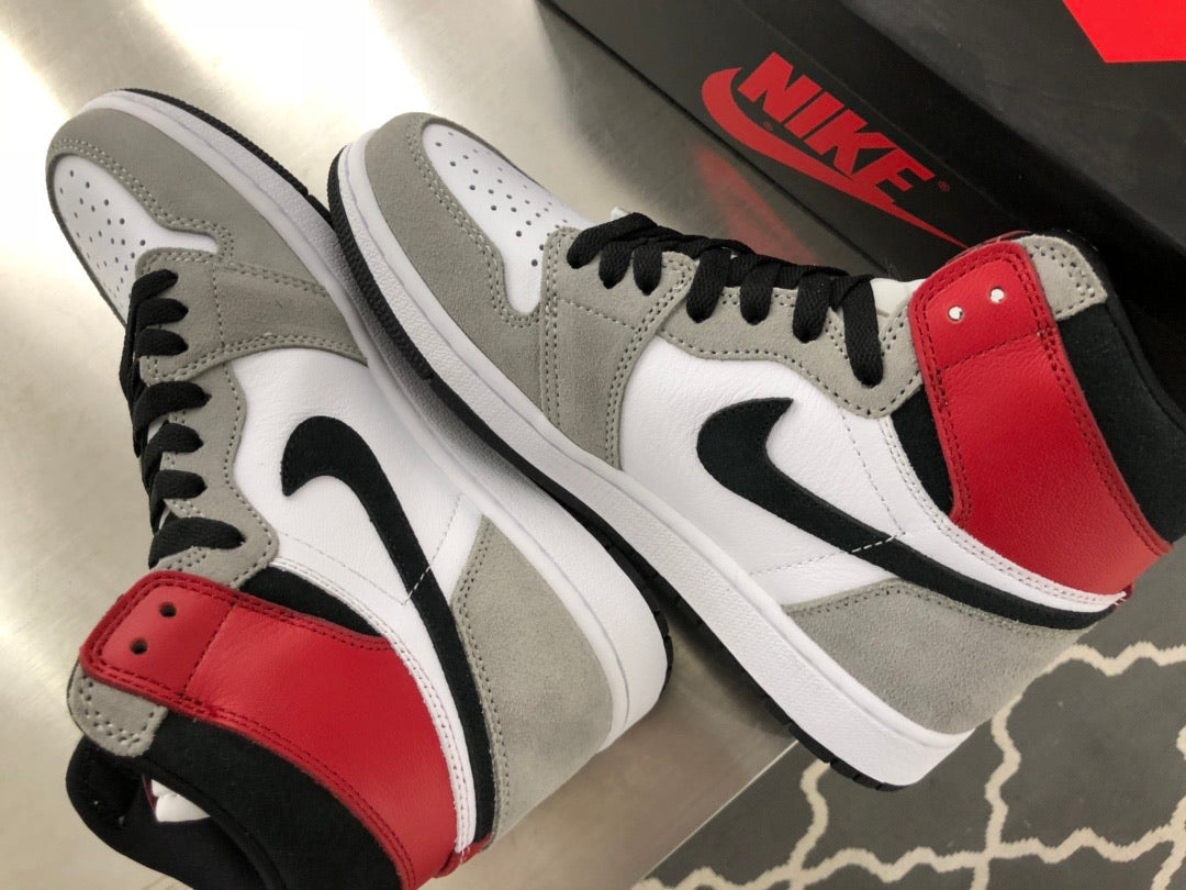 J1 Retro High Light Smoke Grey