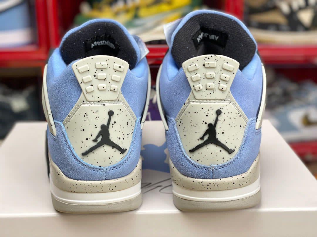 J4 Retro University Blue