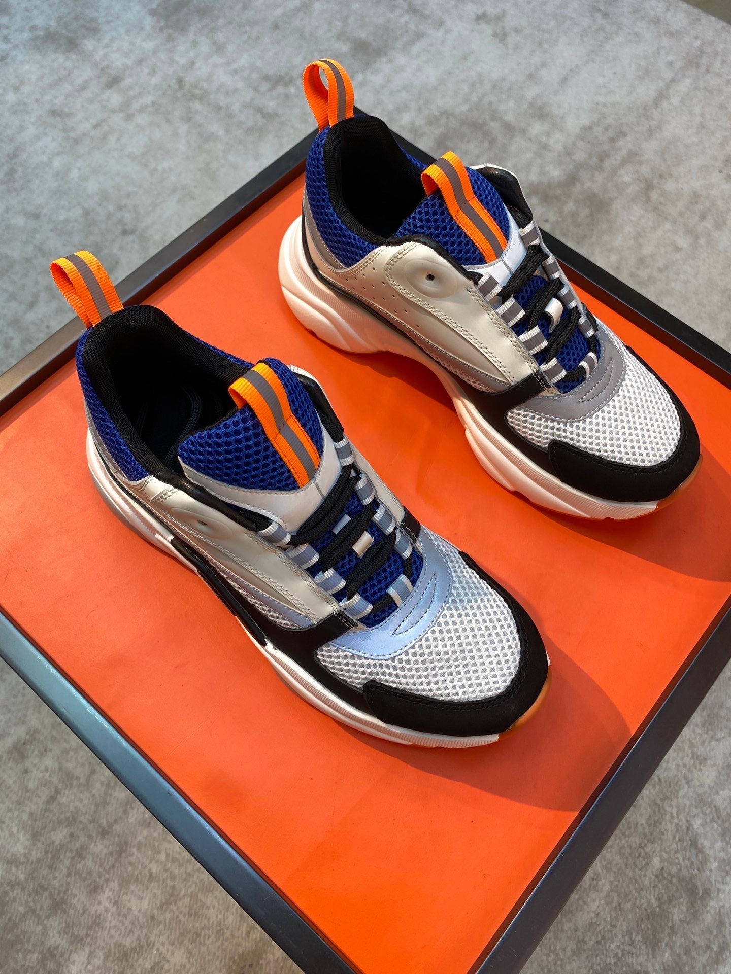 CD B22 Blue Black Gray