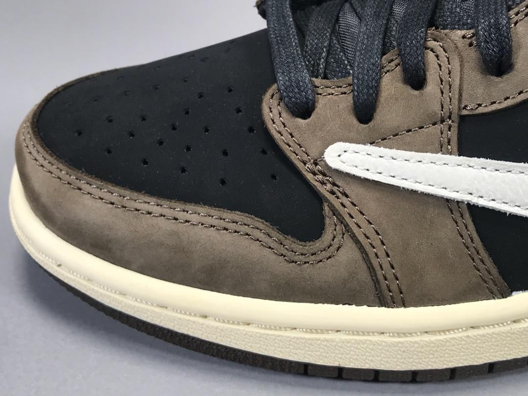 J1 Retro Low OG SP Travis Scott