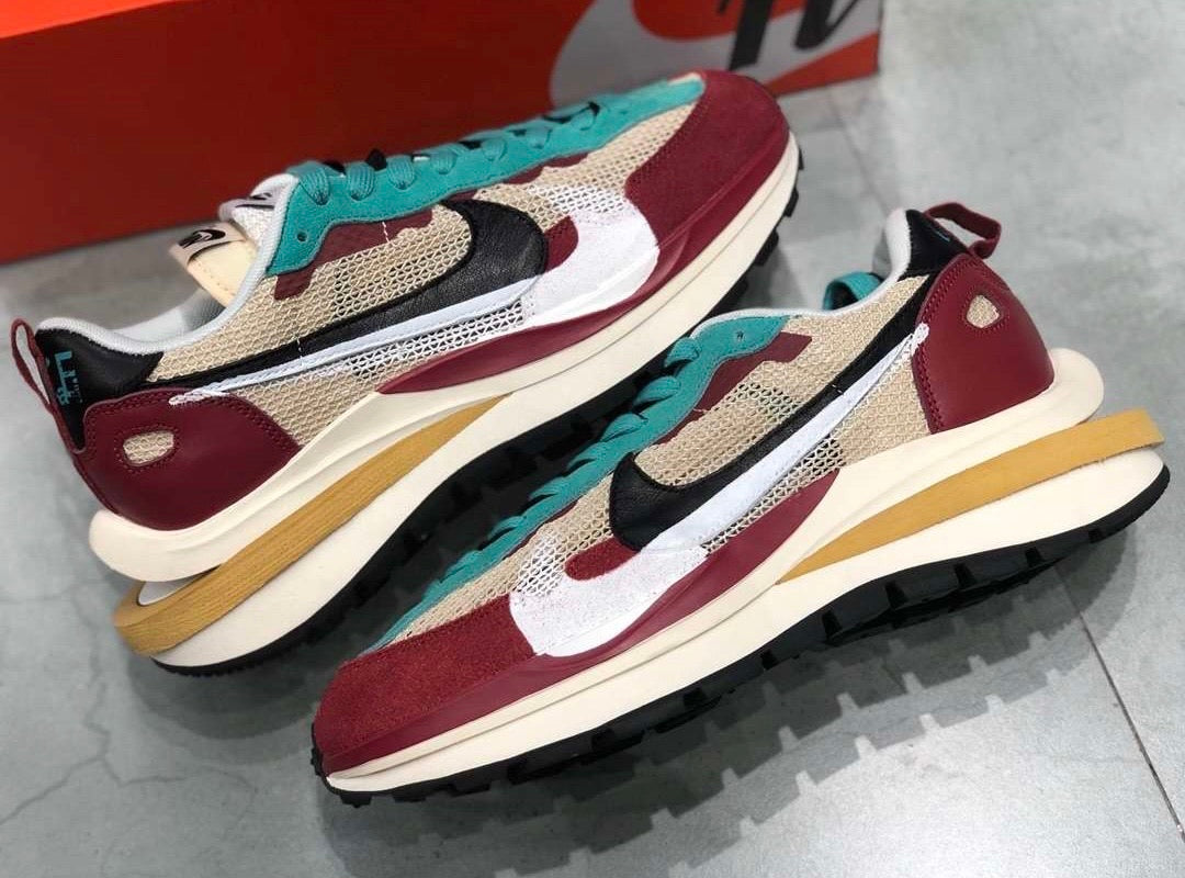 Vaporwaffle sacai Villain Red Neptune Green