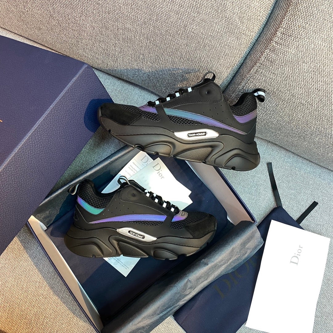 B22 Reflective Black