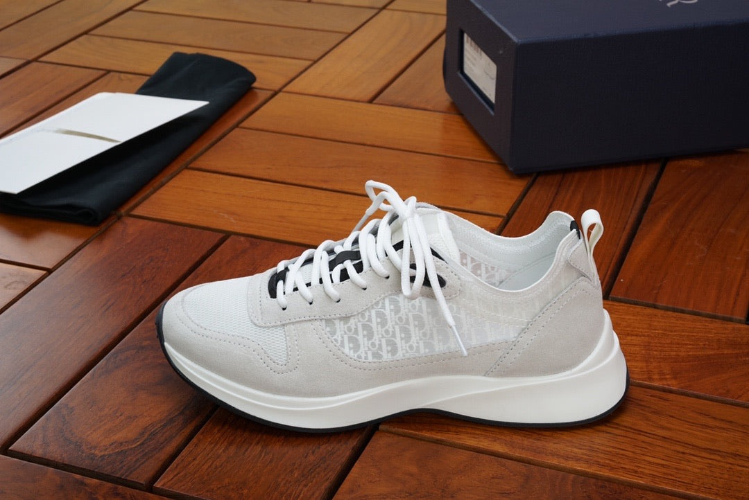 B25 Runner white Oblique Suede
